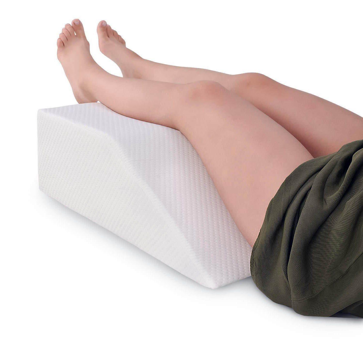 http://www.kneepillow.co.uk/cdn/shop/products/elevating-leg-rest-pillow-pillow.jpg?v=1680128171