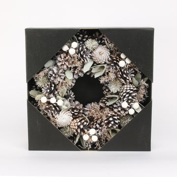 Sage Green & Natural Wreath (30cm)