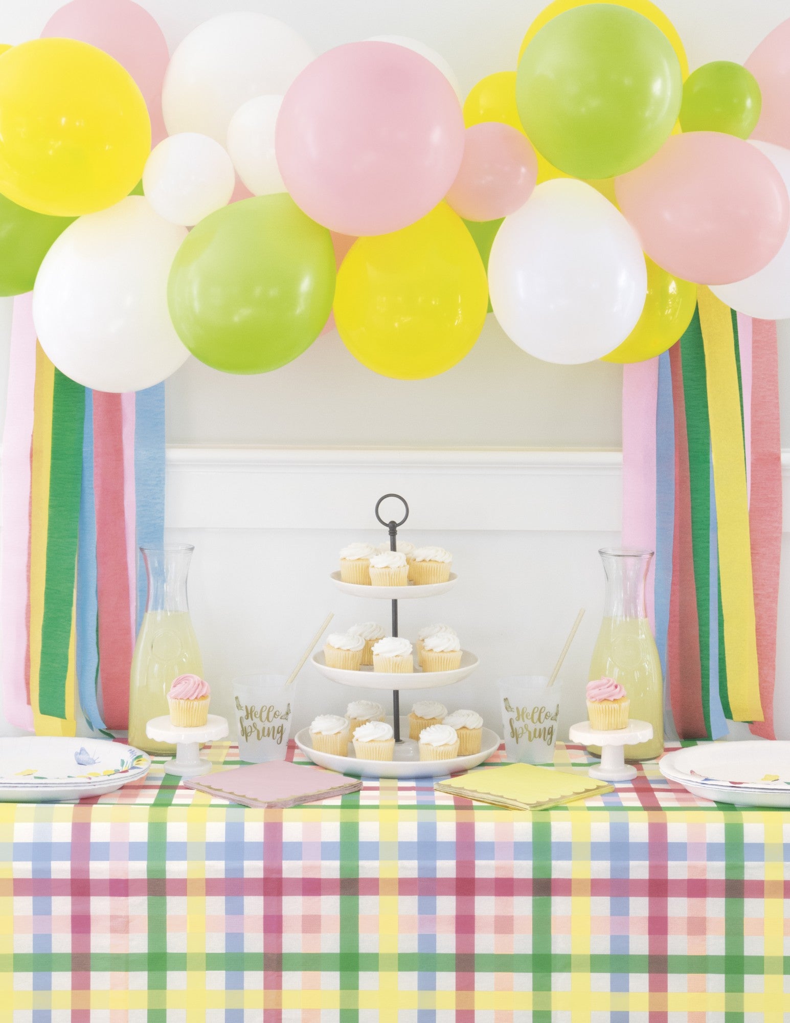 Spring Coloured Balloon Garland Kit (26 Piece)