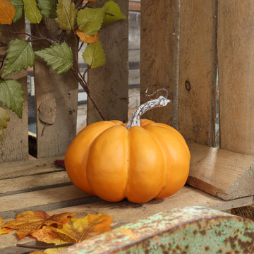 Small Orange Pumpkin (15.5cm x 12cm)