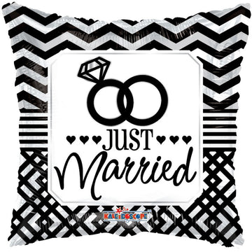 18 inch Just Married Pillow Balloon