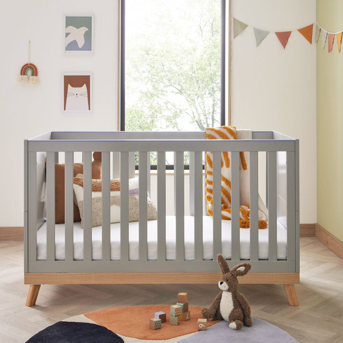 Mona Cot Bed