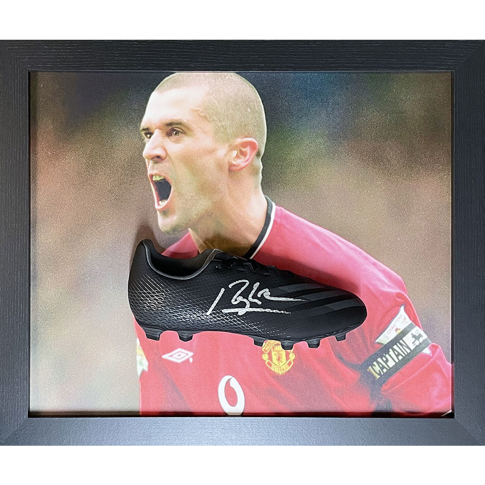 Manchester United FC Keane Signed Boot (Framed) - Officially licensed merchandise.