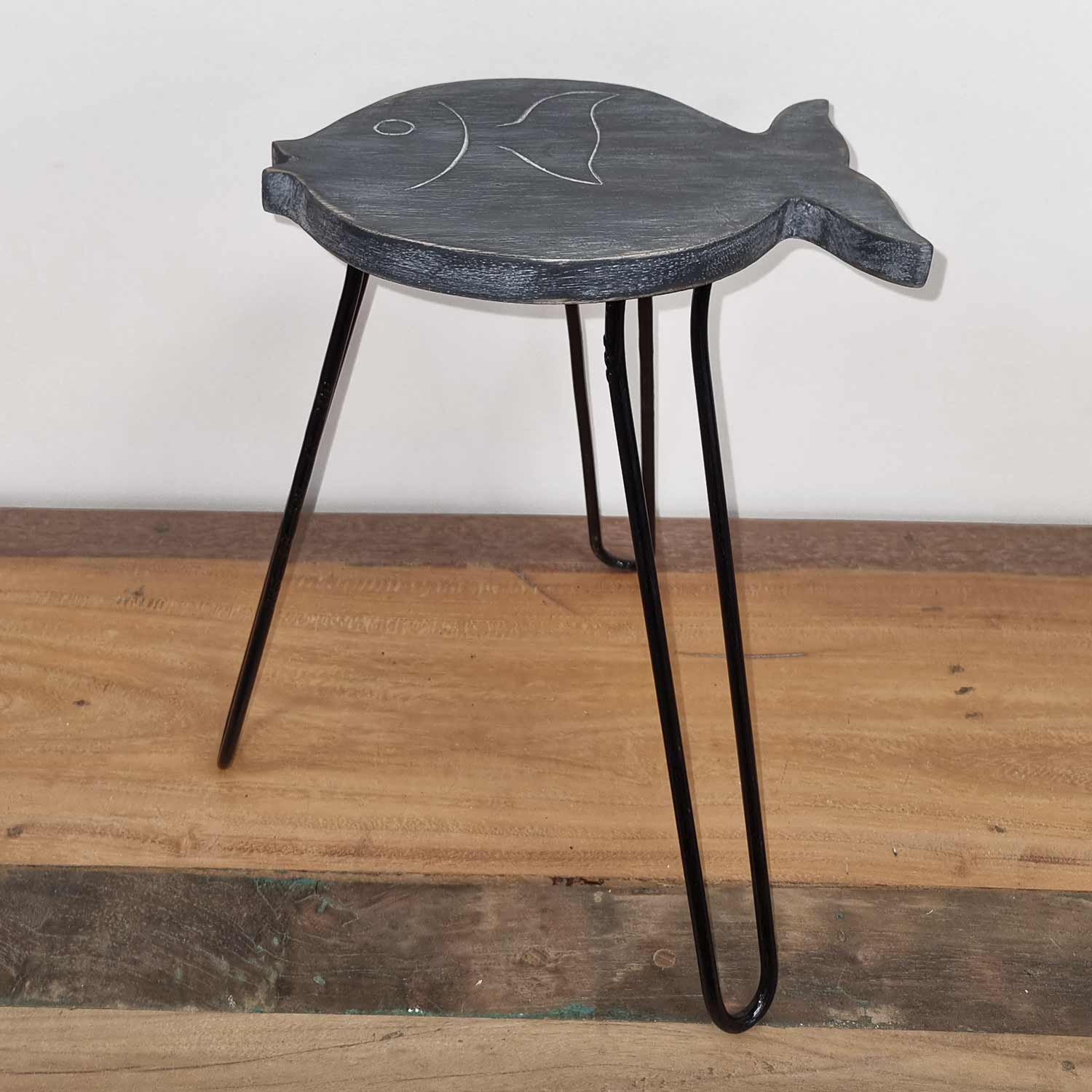 Albasia Wood Fish Stand - Greywash-