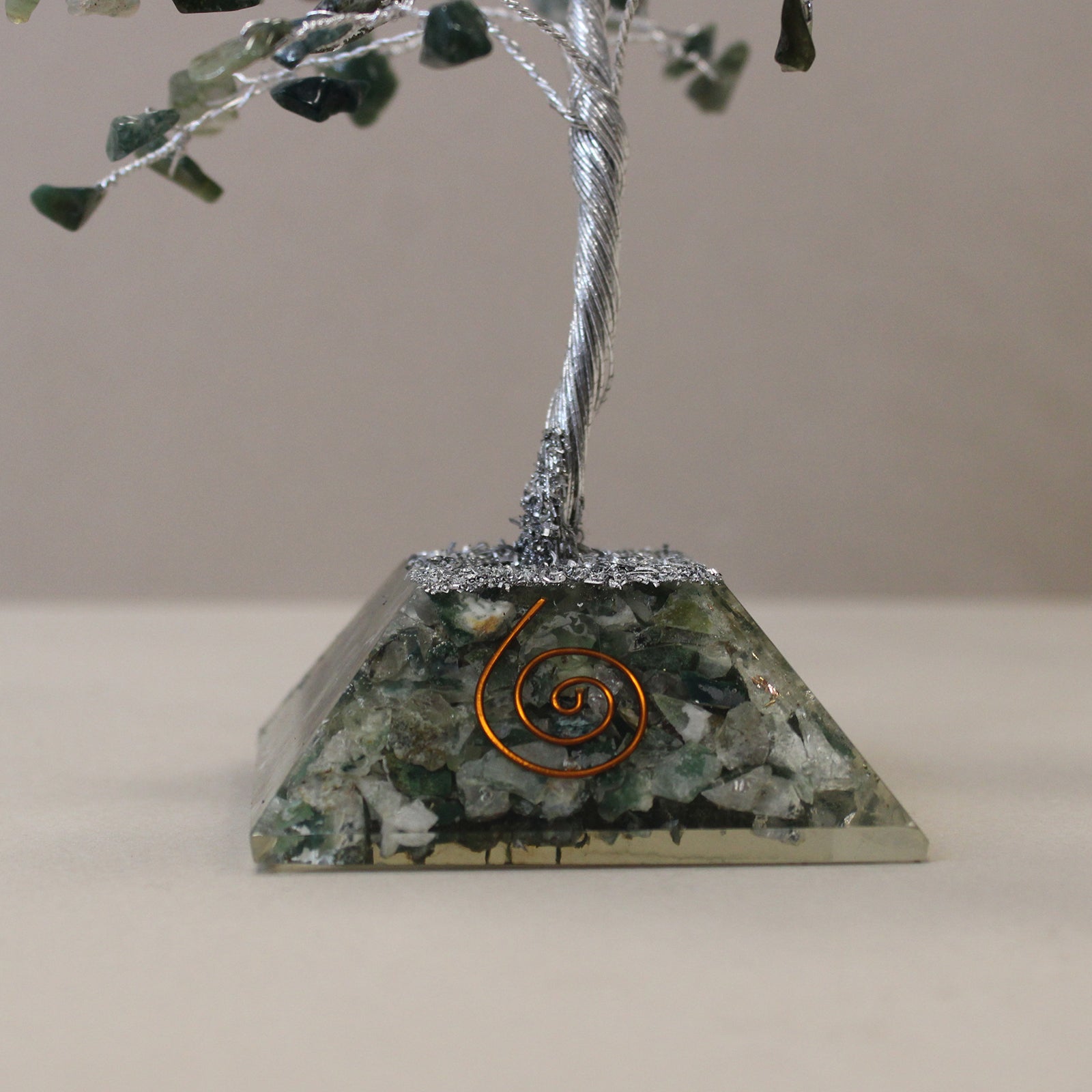 Gemstone Tree with Organite Base - 160 Stone - Moss Agate-