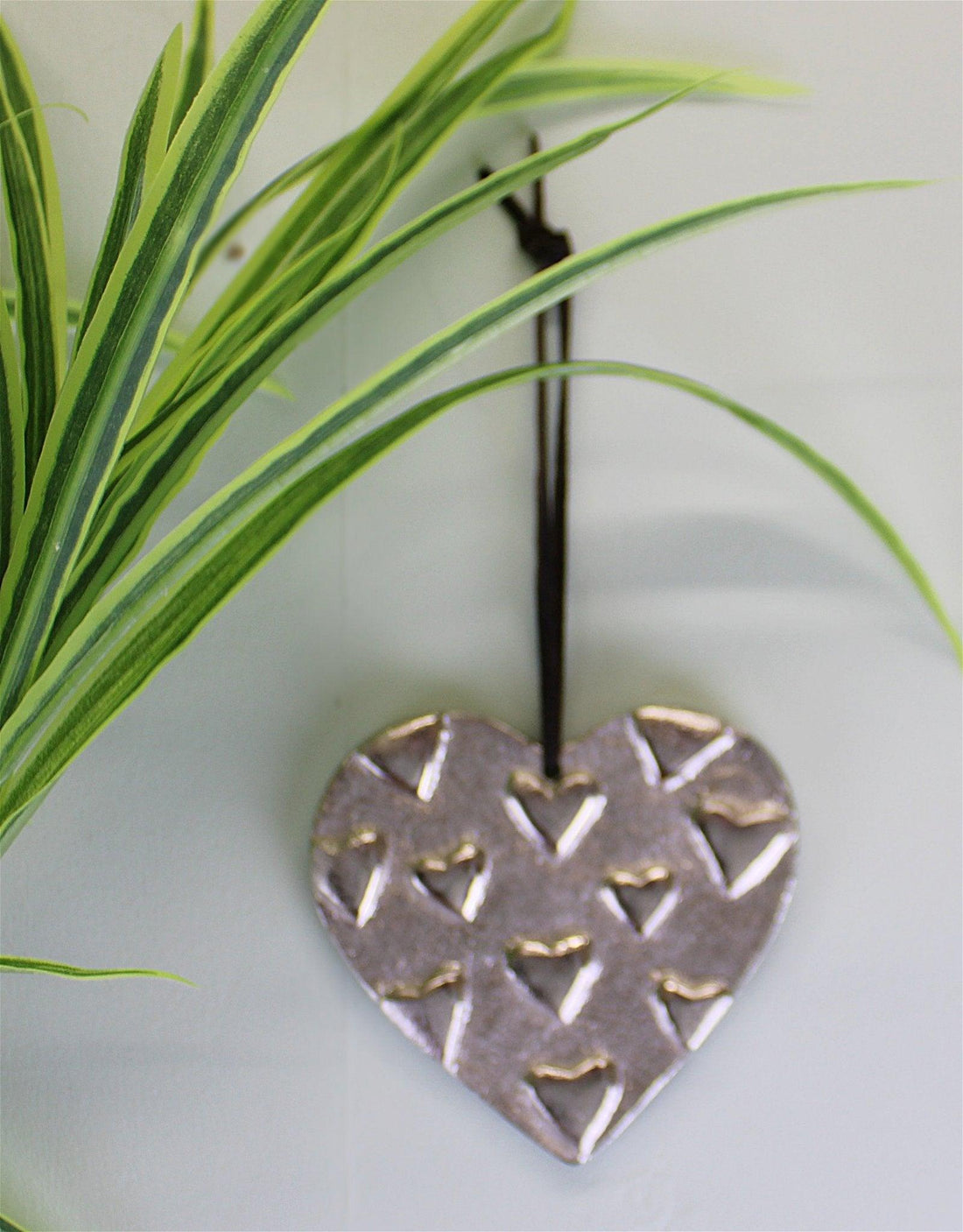 Hanging Silver Metal Heart Ornament, 10cm - £9.99 - Ornaments 