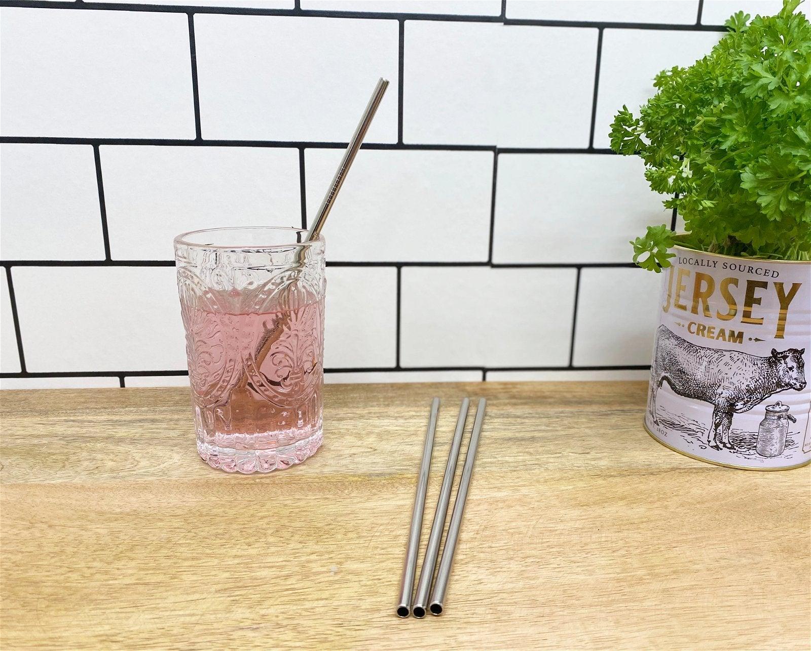 Set of Four Reusable Stainless Straws with Cleaning Brush - £7.99 - 